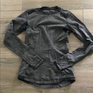 Lululemon long sleeved shirt